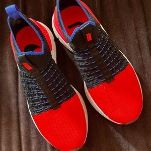 Nike React Phantom slip-on Orange/Black. Women size 8.